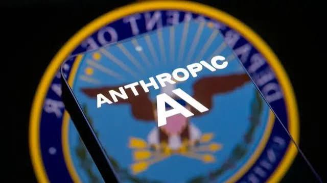 Imagem de capa: Anthropic propõe lei que permitiria aos EUA bloquear sistemas de IA com risco de causar mortes